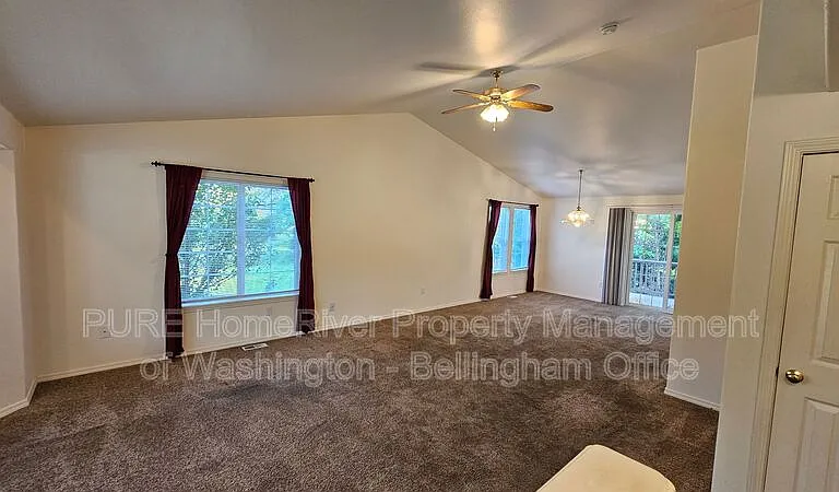613 Cedar Tree Dr — Photo 5