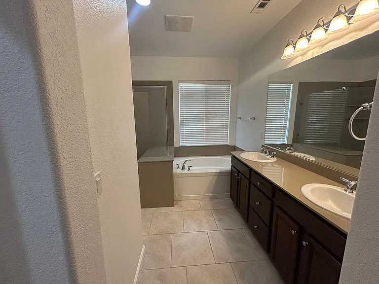 1850 Cascade Stable Dr — Photo 6