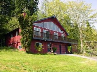 10034 SW 122nd Pl, Vashon, WA 98070