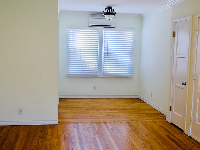 1701 S Stearns Dr — Photo 4