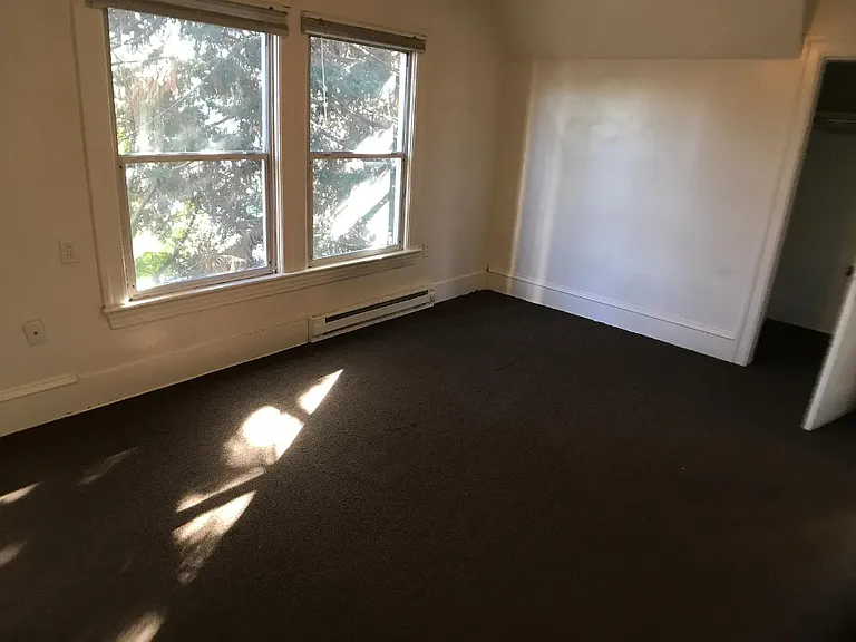 1108 E Fir St — Photo 9