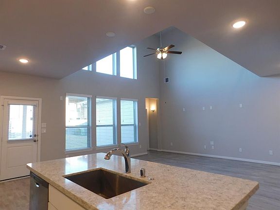 3rd image of 8603 Belfast Manor Ln