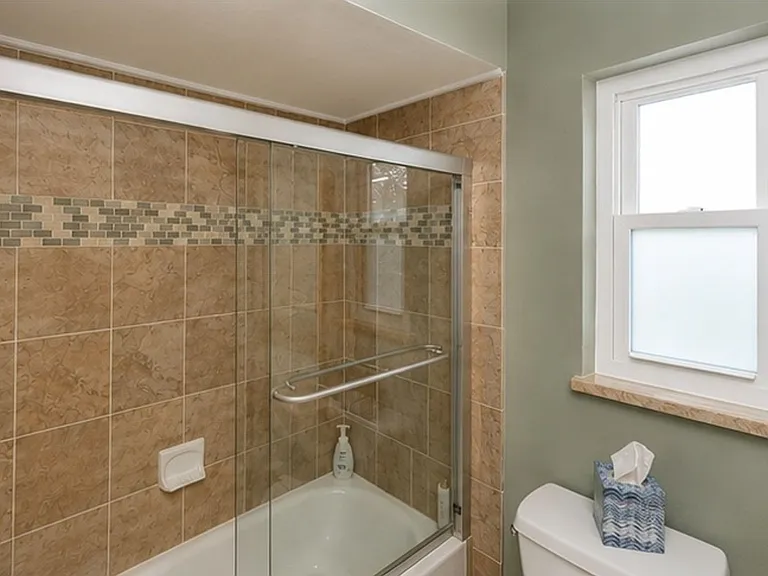 2876 Captiva Dr — Photo 17