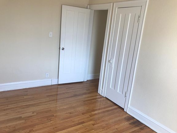 2nd image of 6315 S Artesian Ave APT 3A