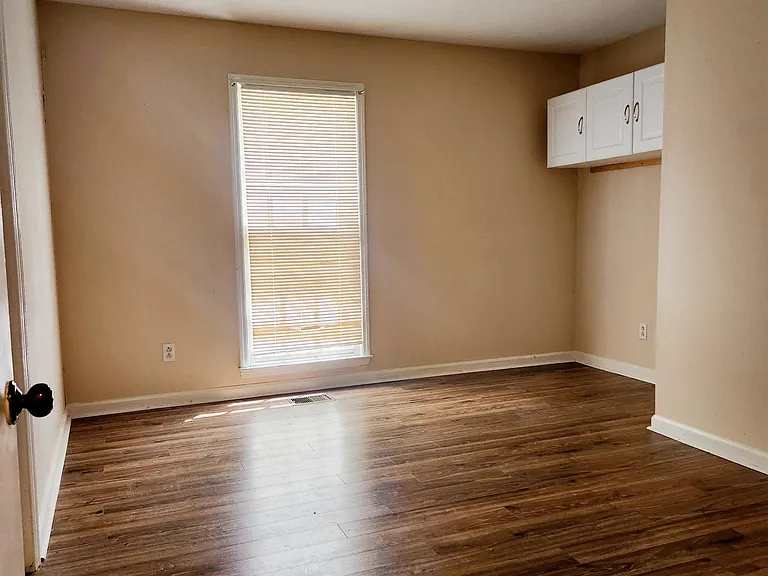 701 Underwood Dr — Photo 3