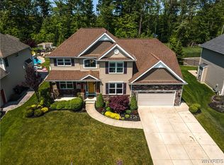 29 Worthington Ln, Lancaster, NY 14086