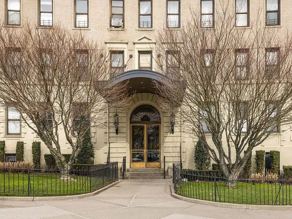 175 Eastern Pkwy APT 4I, Brooklyn, NY 11238