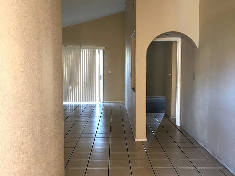 6492 Lombard Dr — Photo 6