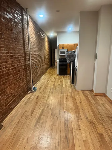 435 E 114th St #1W Photo 1