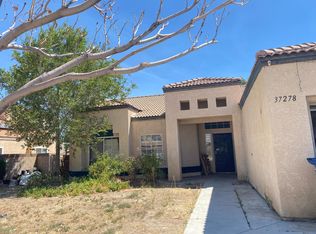 37278 Carousel Cir, Palmdale, CA 93552