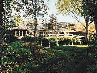 2nd image of 2547 Olde Brookside Dr