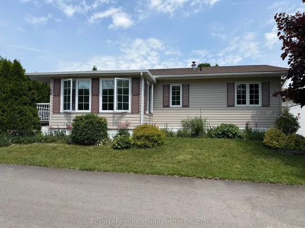14 Garden Rd, Ashfield Colborne Wawanosh, ON N7A 3Y3