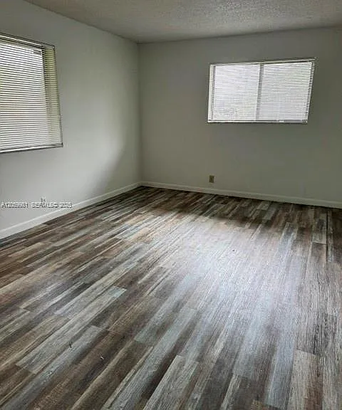 2050 NW 43rd Ter #5 — Photo 3
