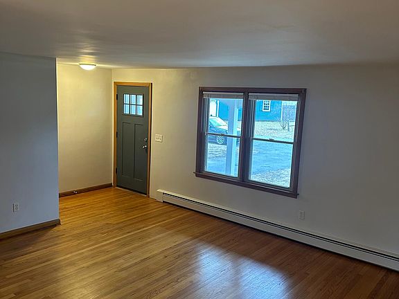 2nd image of 34 Burr Dr