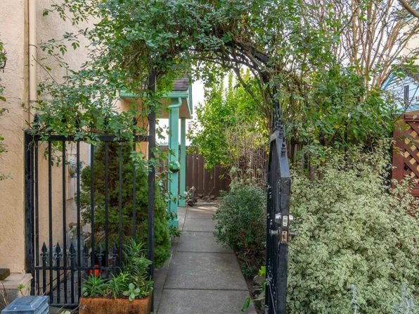 8116 Bodega Avenue, Sebastopol, CA 95472