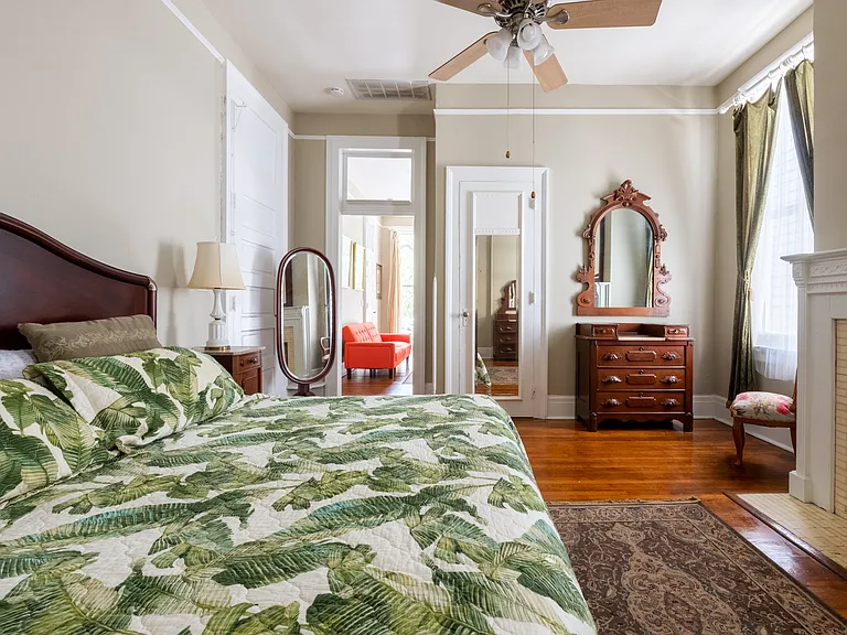 2405 Saint Charles Ave #605 — Photo 16