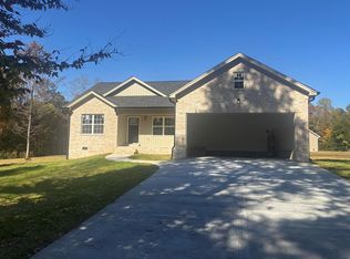 807 SE Peek Dr, Dalton, GA 30721