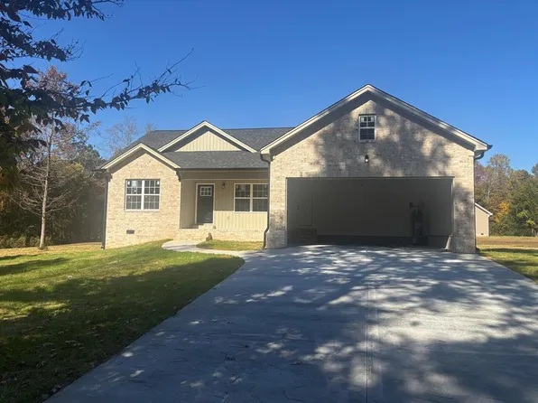 807 SE Peek Dr, Dalton, GA 30721