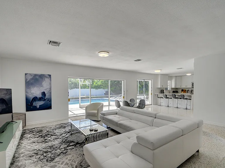 1171 Bimini Ln — Photo 3