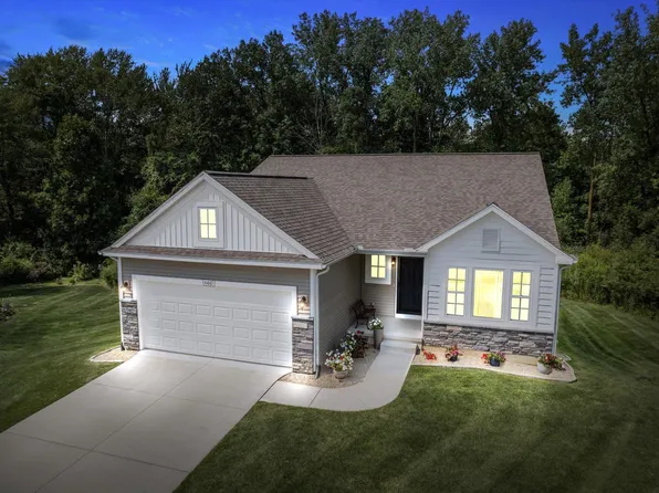 6447 Morton Ct, South Bend, IN 46614