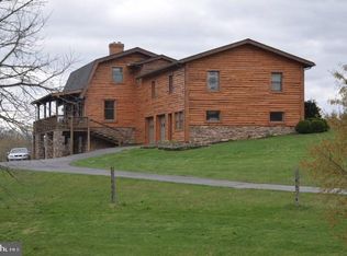 4030 W Weaver Rd, Greencastle, PA 17225