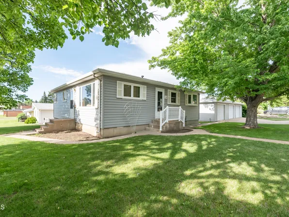 1400 6th Ave NW, Mandan, ND 58554