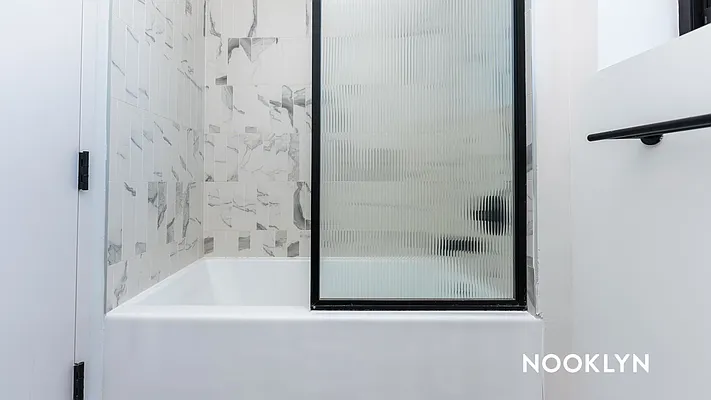 Rented by Nooklyn NYC LLC | media 82