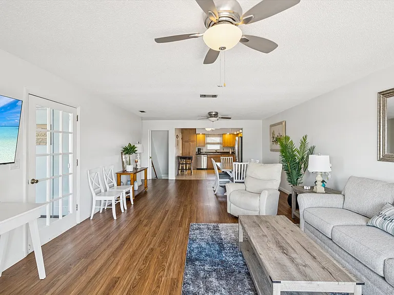 3272 Minnow Creek Dr — Photo 10