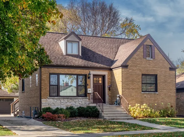 2452 S 5th Ave, North Riverside, IL 60546