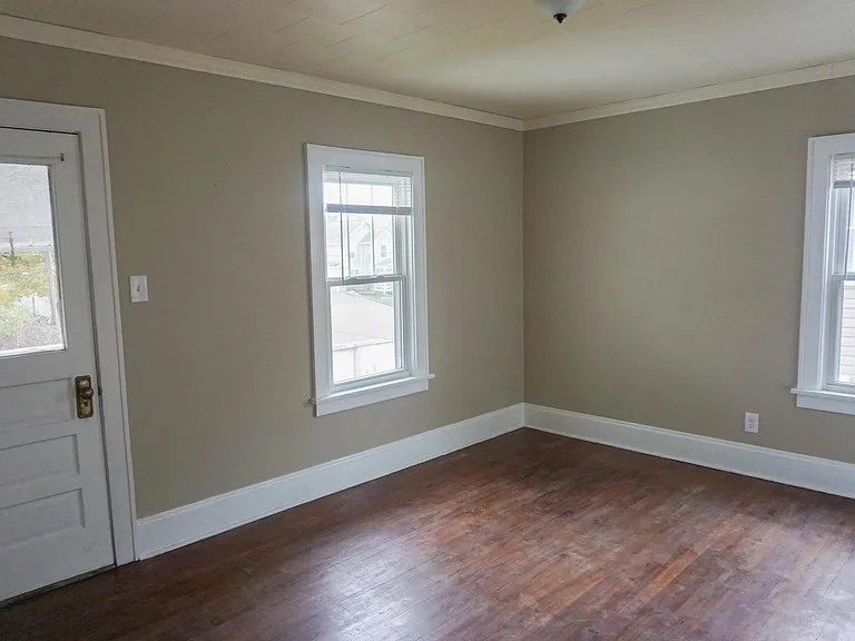 94 N Chase Ave — Photo 19