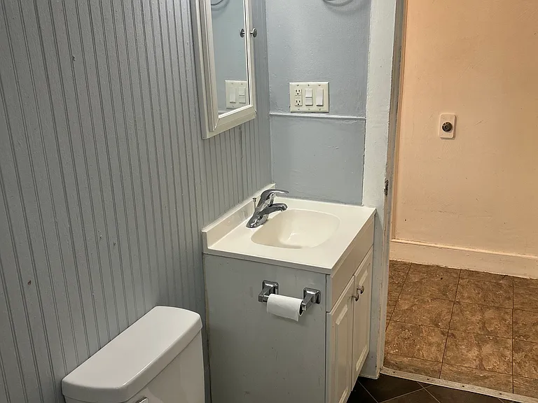 317 Odell Ave #1 — Photo 17