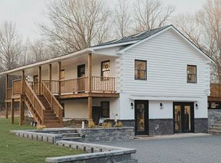 281 Falls Rd, Hudson, NY 12534