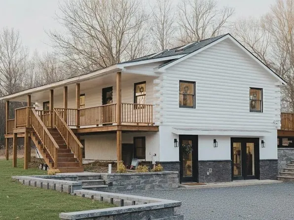 281 Falls Road, Hudson, NY 12075