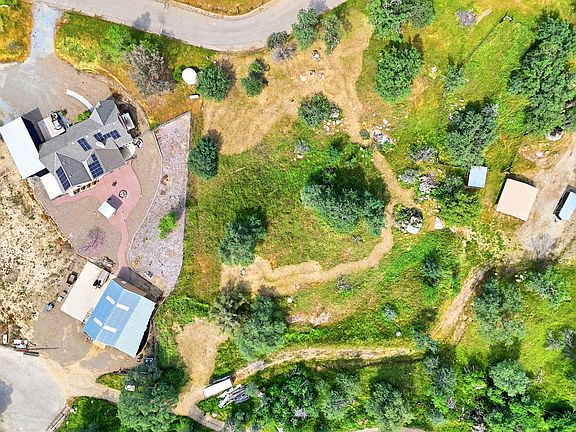 5th image of Noel Drive