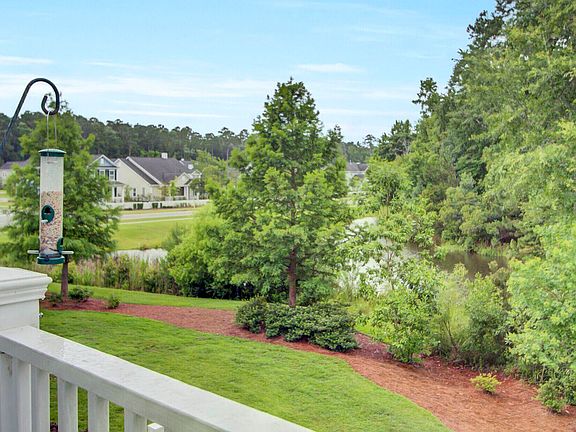 2nd image of 1550 Moss Spring Rd