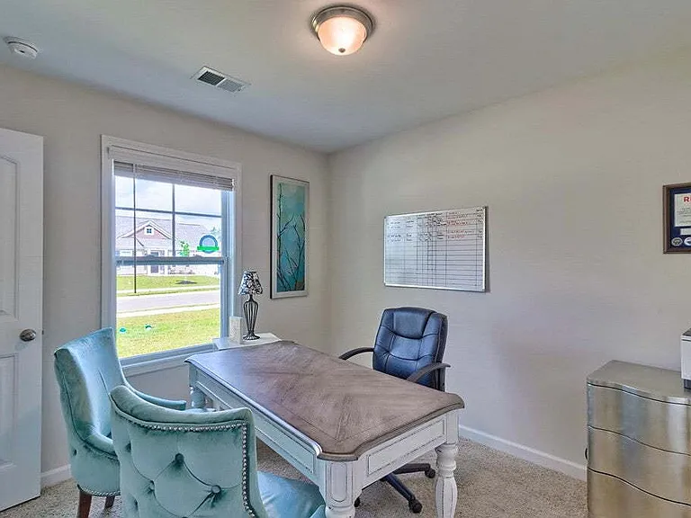 322 Conifer St — Photo 14