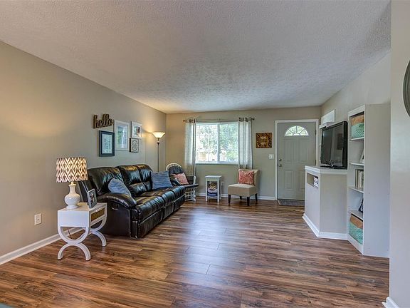 5th image of 1432 Garvey Ave