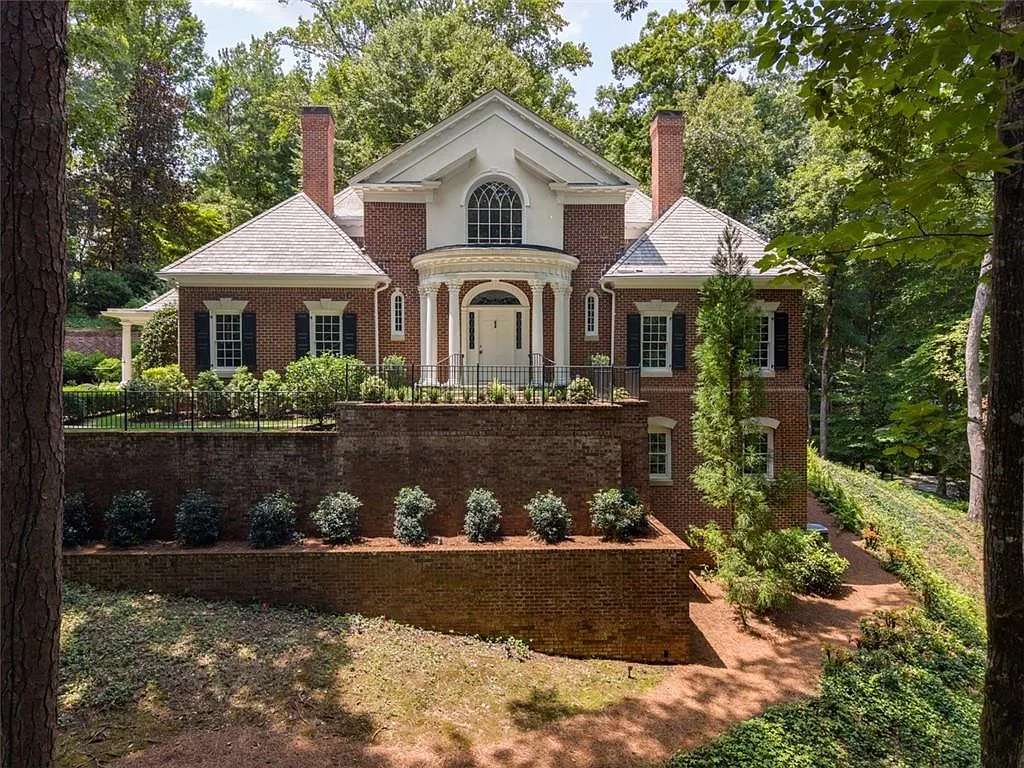 5 bed, 6.5 bath, 5774 sqft, $20,000 — Photo 1