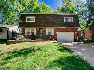 10062 Duke Dr, Saint Louis, MO