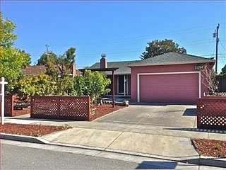 1st image of 2294 Peachtree Ln