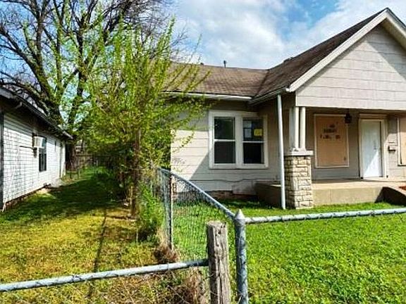 3rd image of 2529 E Admiral Ct