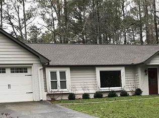 2594 Hearthstone Cir, Marietta, GA 30062
