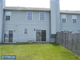 1st image of 9 Heritage Pl E