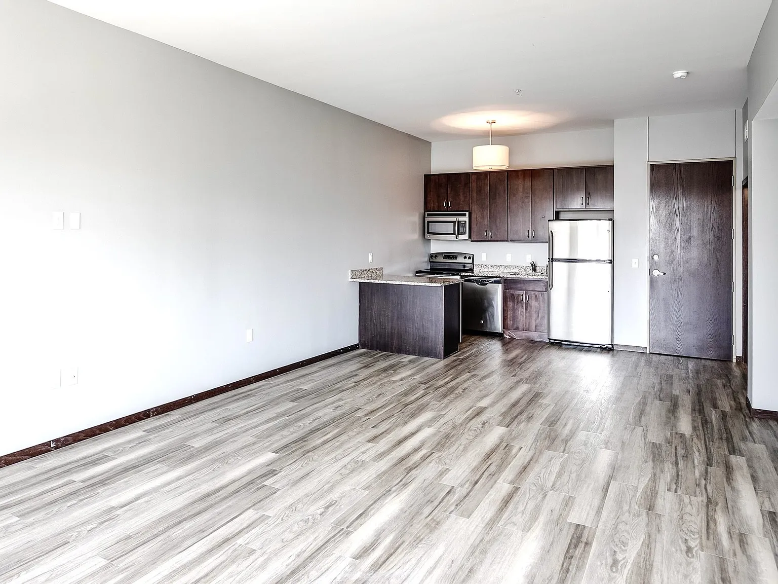 1501 Jackson — Photo 2