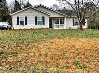 1028 Blumefield Rd, Anderson, SC 29625