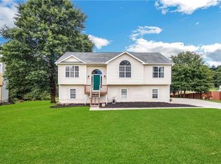 1551 Wynfield Dr, Auburn, GA