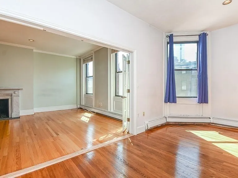 275 Beacon St #3B — Photo 12