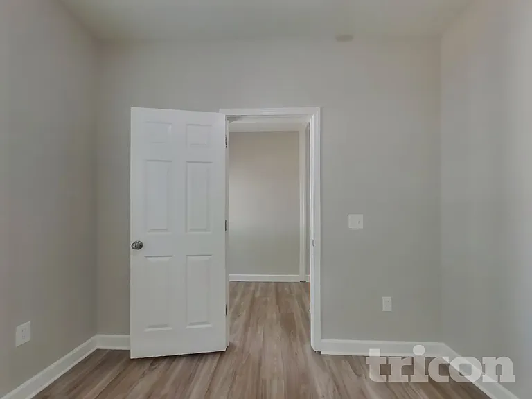 8326 Knapp Ct — Photo 12