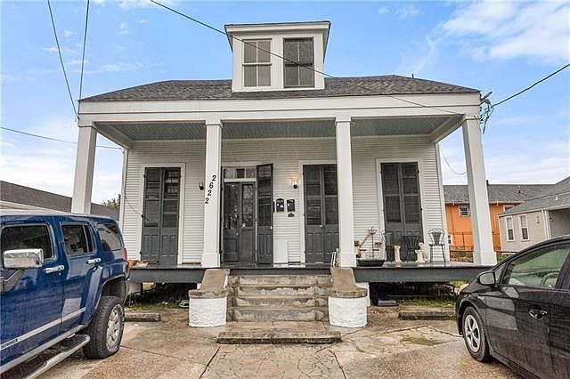 1st image of 2622 Lapeyrouse St