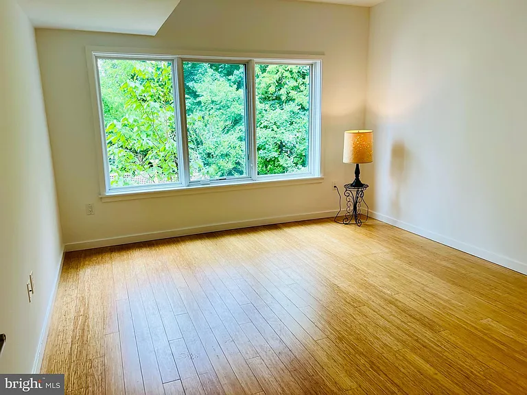 520 Carpenter Ln #28-1D — Photo 16